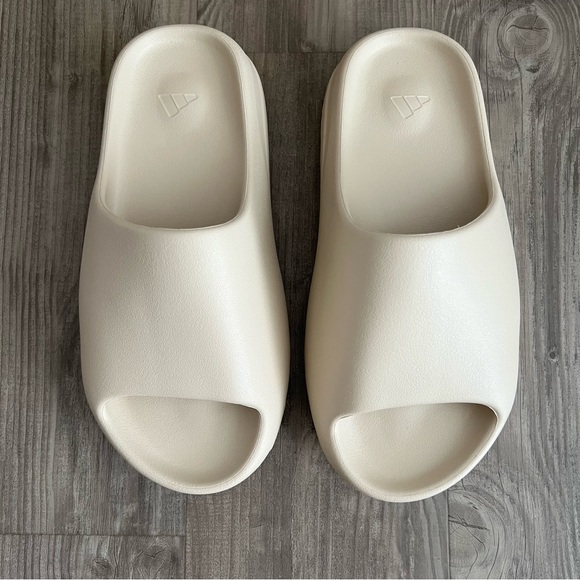 YEEZY SLIDE Bone Off White - Picture 3 of 11